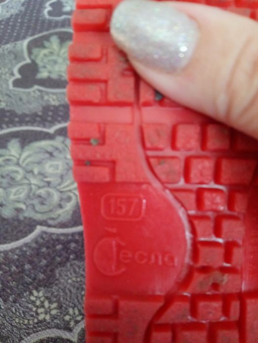 Продам срочно резиновые сапоги