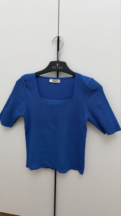 Кофты и футболки новые