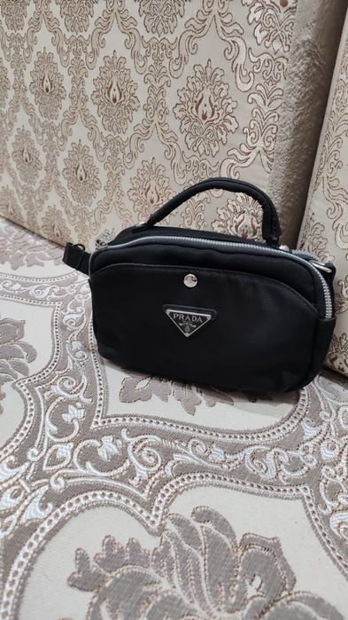 Продам женскую сумочку