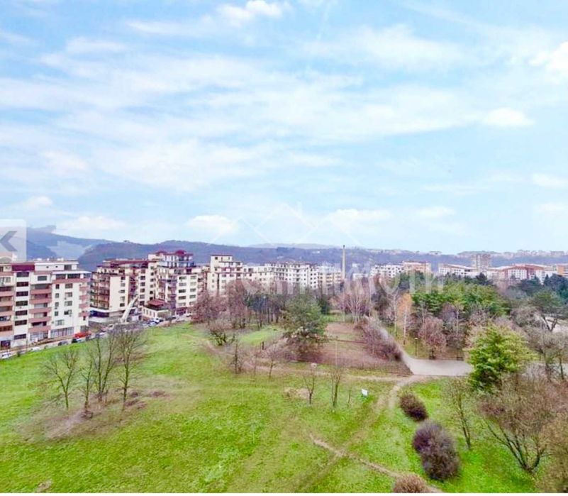 Дава се под наем Многостаен апартамент в Велико Търново, Център - 145 кв.м за 347 € - Снимка #10