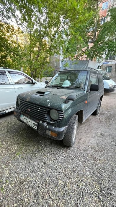 Mitsubishi Pajero mini