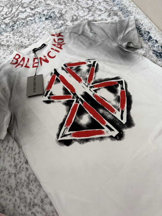Tricou Balenciaga