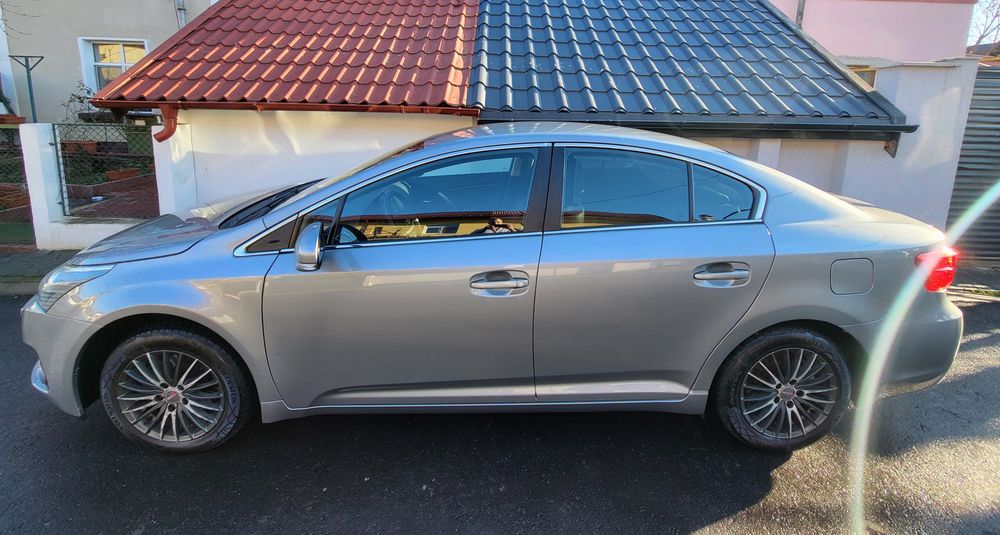 Toyota Avensis * Automată CVT ***  1️⃣1️⃣.9️⃣9️⃣9️⃣ *** Carvertical