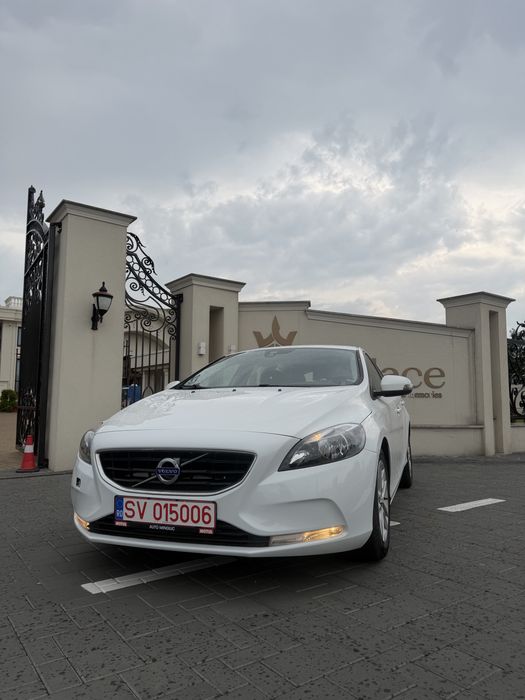 Volvo V40 140mii km