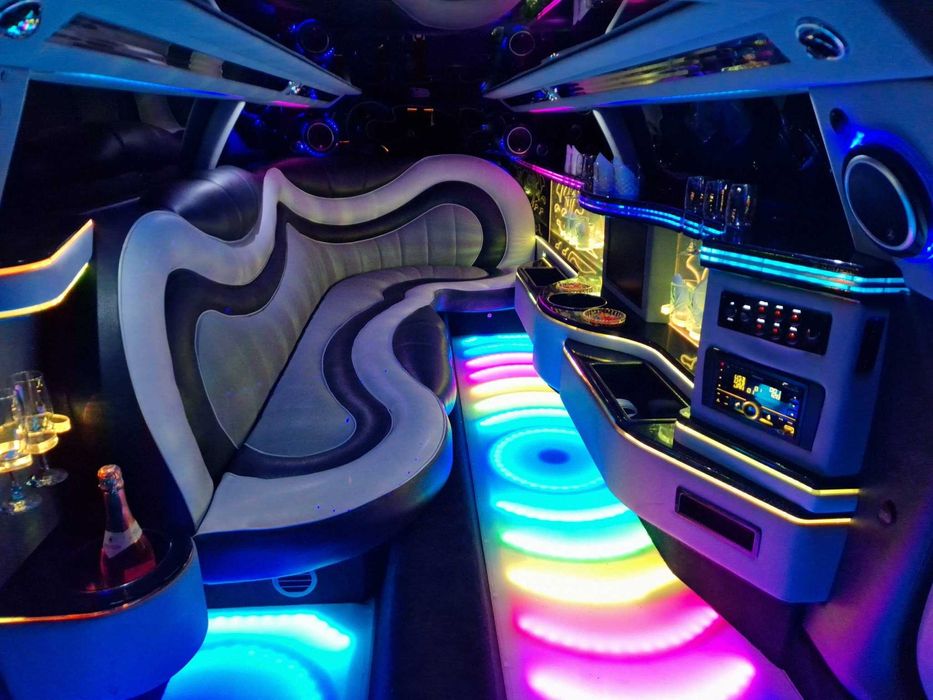 Inchirieri Limuzine / Limuzine de Inchiriat / Limuzine Nunta