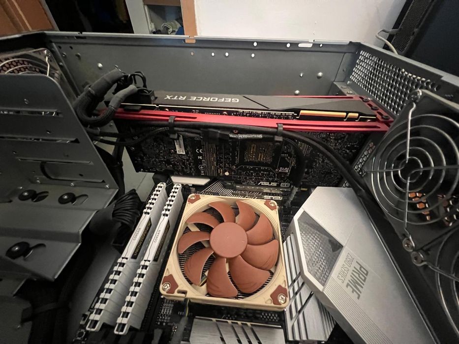 Set 2 bucăți PC gaming