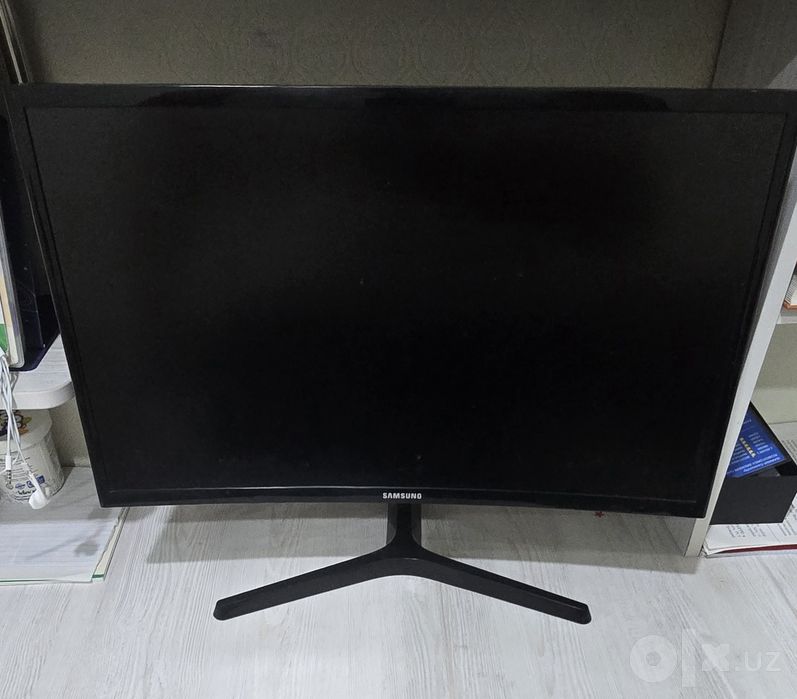 Samsung 24" Curved монитор сотилади
Samsung С24F396FН — 24 дюймлик эгр