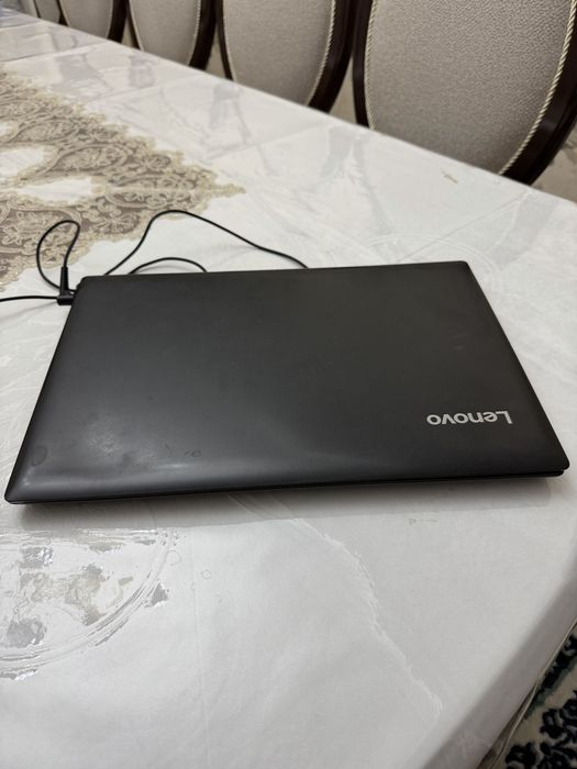 Ноутбук Lenovo 81de