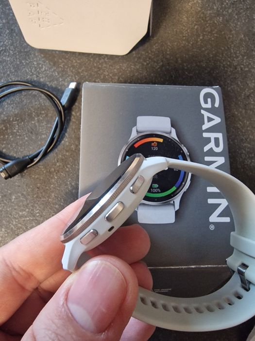 Garmin Venu 3 - alb - pachet complet
