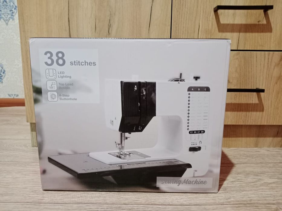 Швейная машина  новая