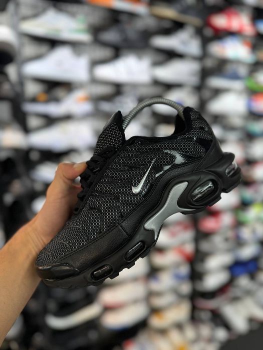 Оригинални Nike Air Max Plus W Blak Silver унисекс маратонки
