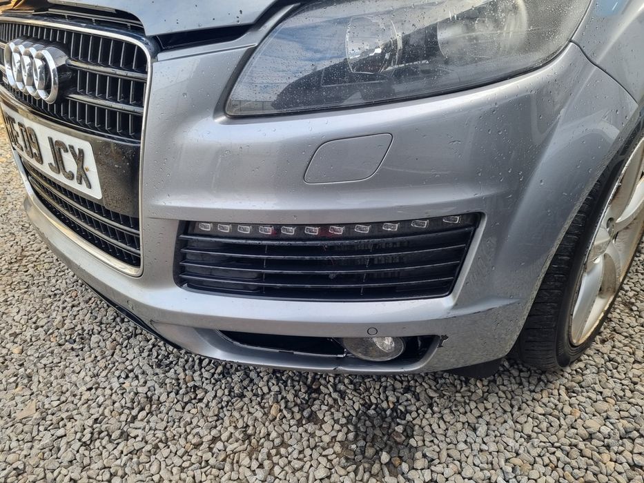 Bara fata AUDI Q7 - Silver (1370) Diesel model cu spalatoare far