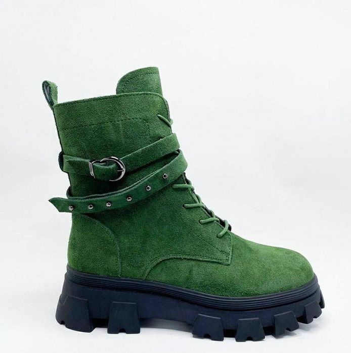 Ботинки чисто замшевые