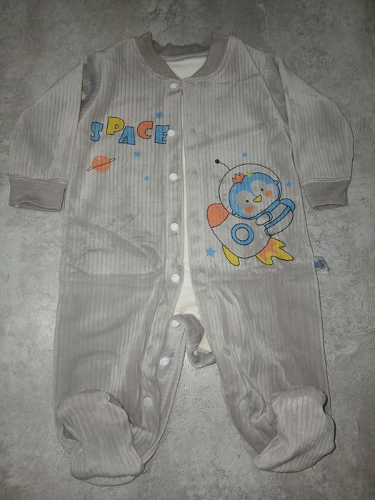 Продам детские вещи