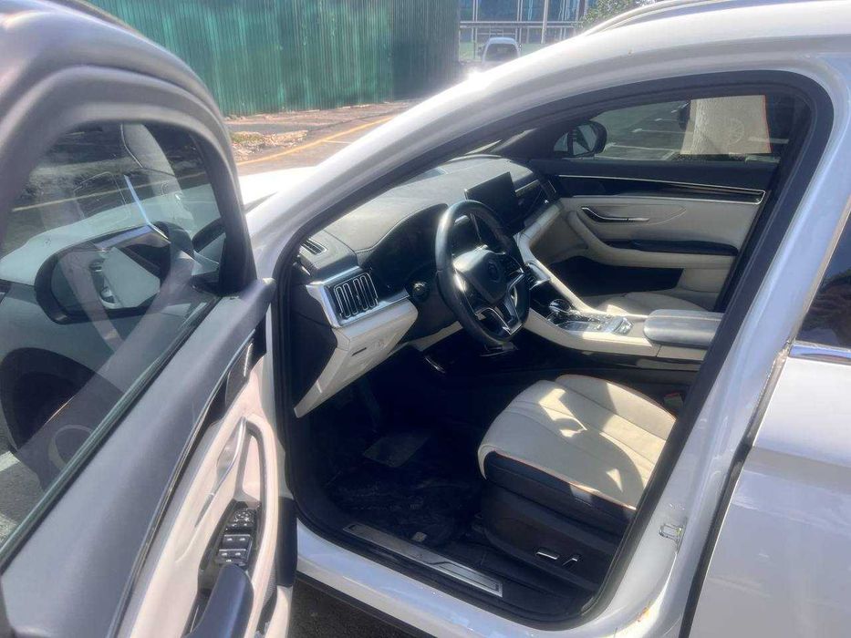 BYD Song Plus Flagship Sotiladi // Продается BYD Song Plus Flagship