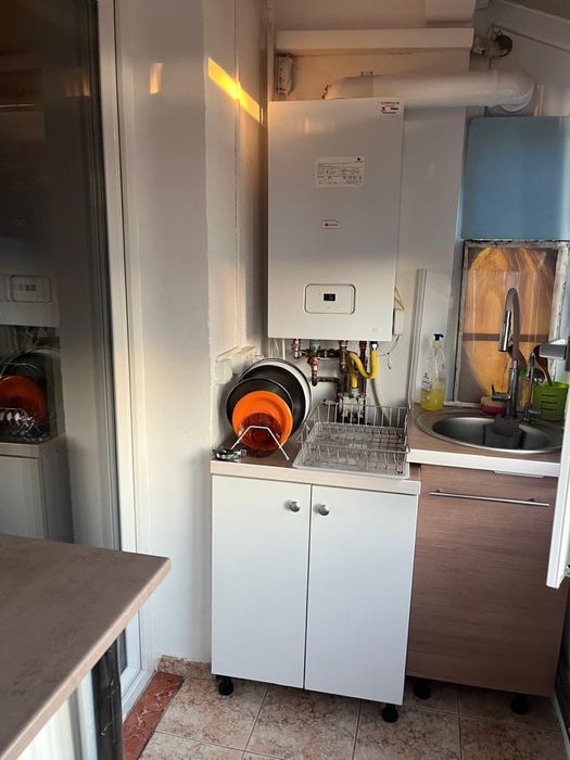 Apartament 3 camere de inchiriat