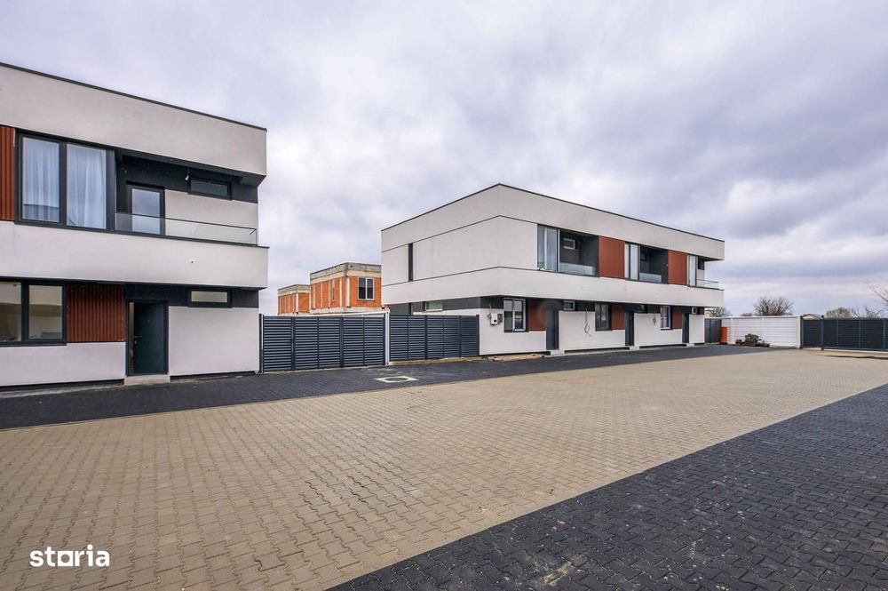 De vanzare casa P+1  120 mp utili 4 camere curte 130 mp