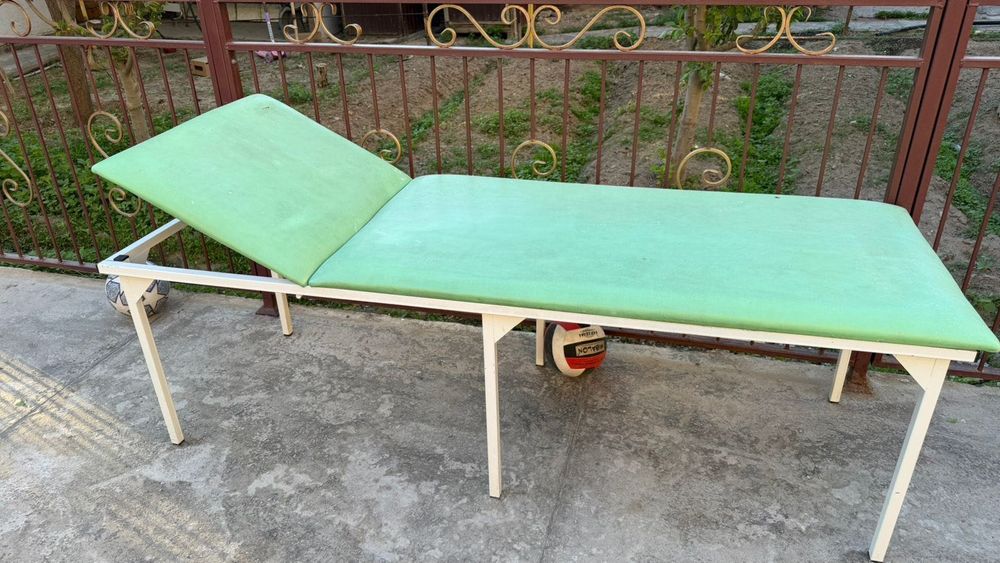 кушетка 5000 тг сатылады