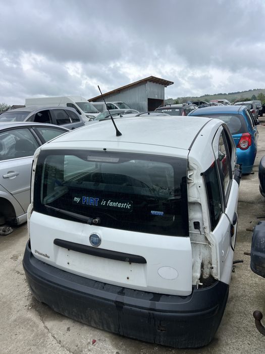 Vand bara fata capota usi haion fiat panda benzina/diesel