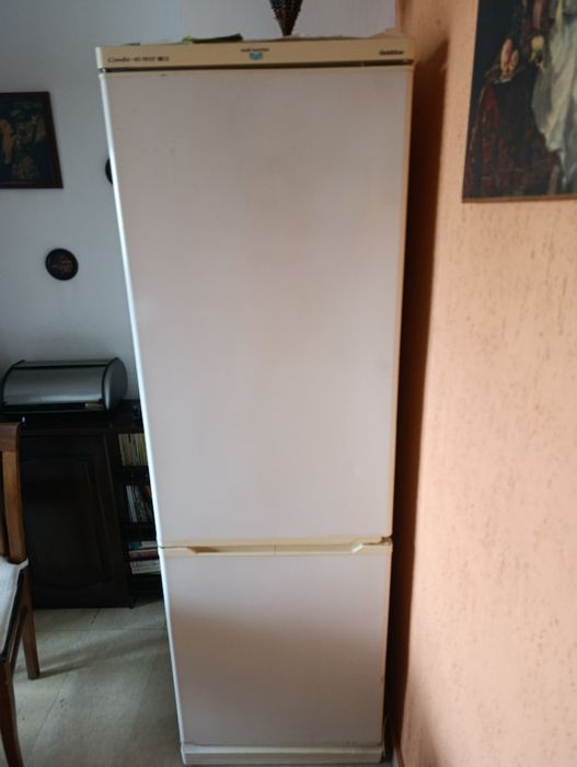 Хладилник  Goldstar 40 €