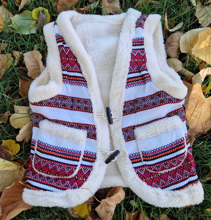 VESTE copii Cojoc Bundita, Ilic Pieptar costum national  popular