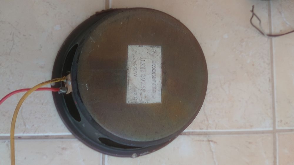 Ниско Честотни Говорители и пищялки