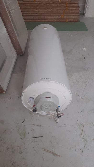 Продам Бойлер Аристон 192 л