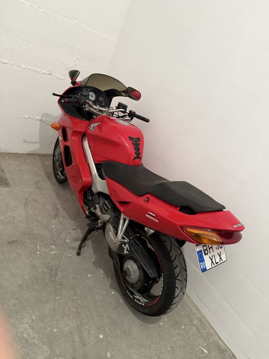 HONDA VFR 800 , stare foarte buna