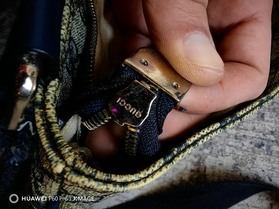 Gucci Чанта през рамо