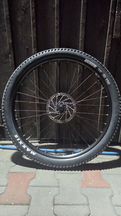 Roti bicicleta 29 complete ,tubeless ready Mondraker HP1 cu discuri 200