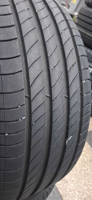 2бр. 225/45/18 Michelin 6.3mm грайфер, дот 21г. Безплатен монтаж