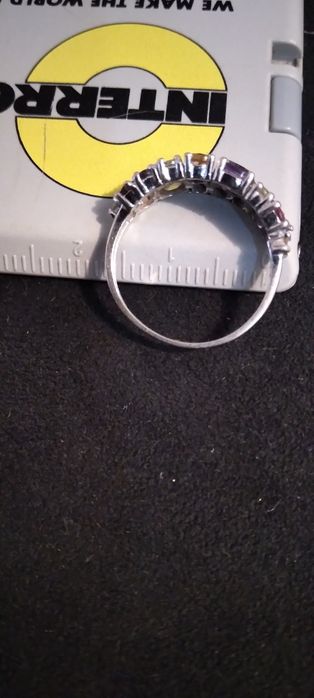 Inel 9k cu pietre semipretioase