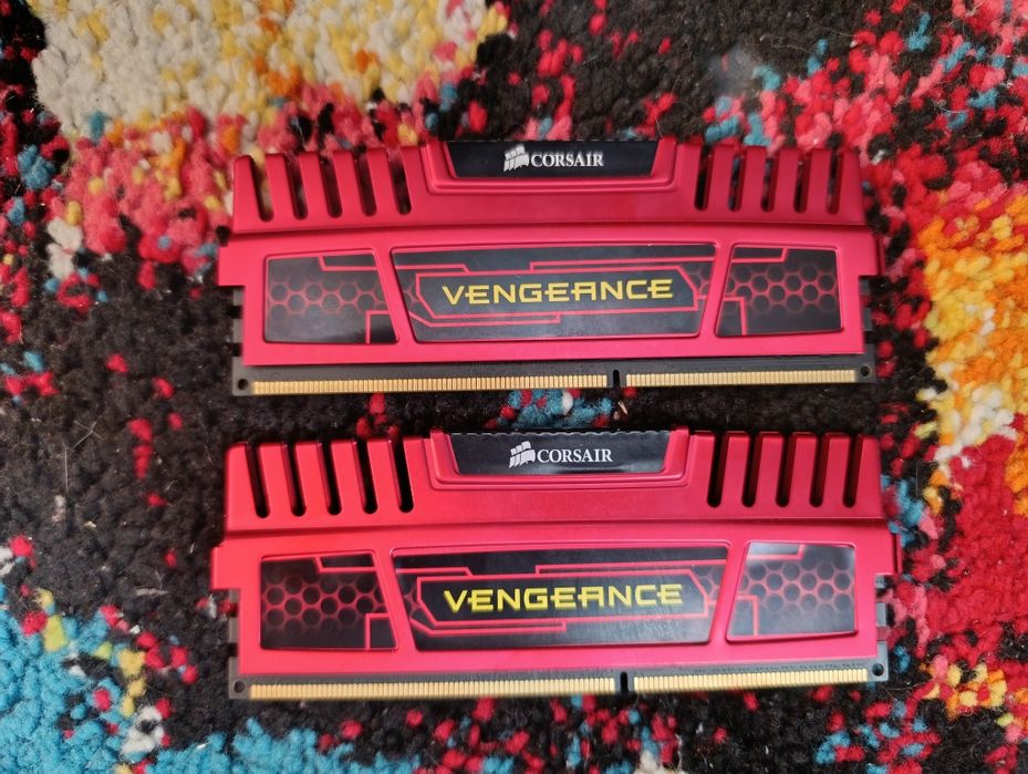 Kit RAM Corsair Vengeance Pro 8GB (2x4GB) DDR3 2133MHz