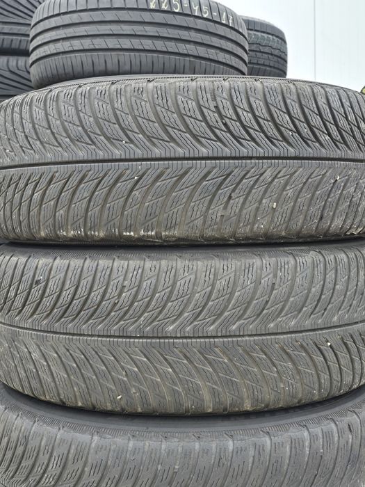 2 Броя 205/55/17 Michelin 6,8mm