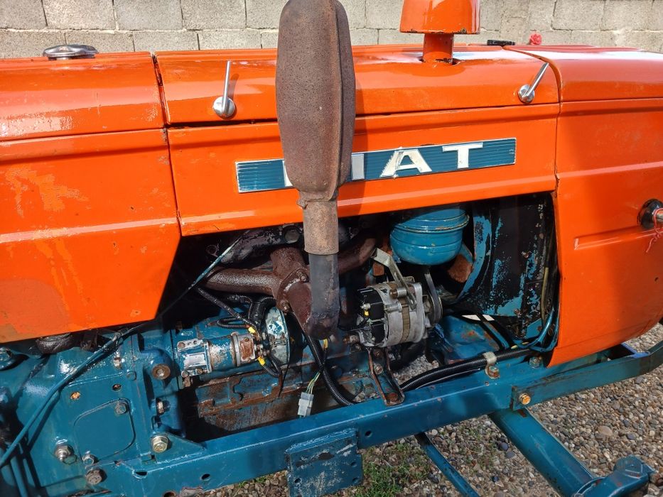 Vând tractor Fiat 315 35 cp adus recent Italia