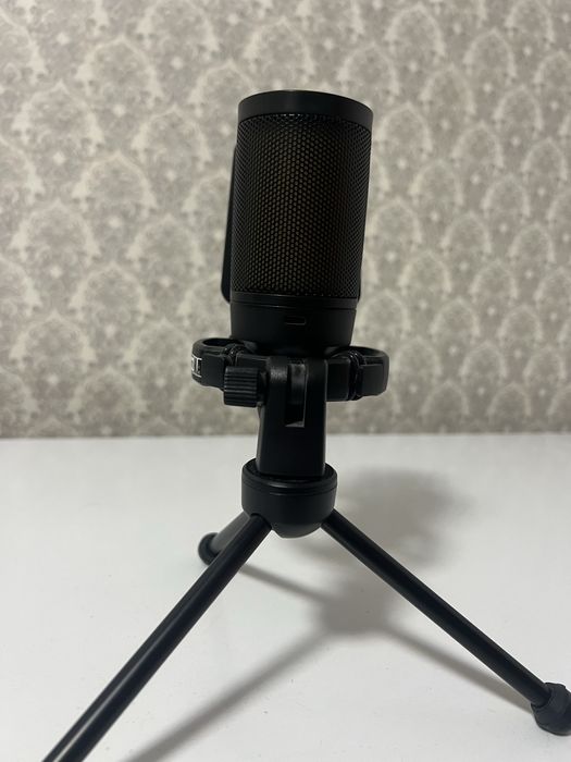 Микрофон Fifine A6V