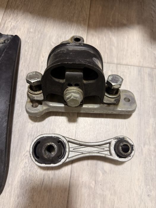 Б/у запчасти для лада веста св кросс