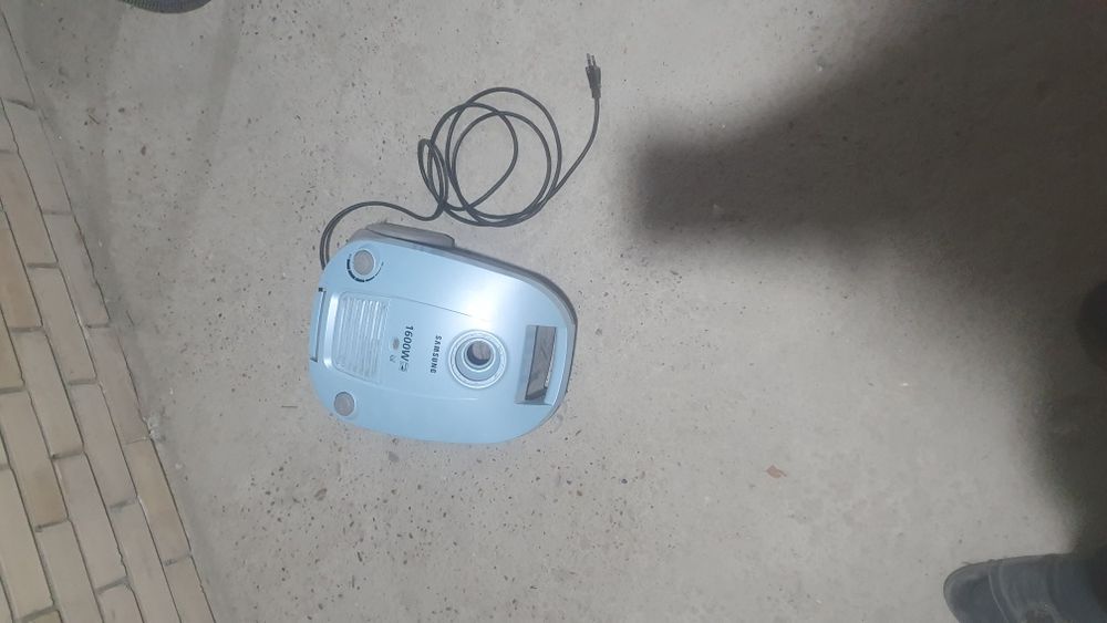 Пылесос сотилади