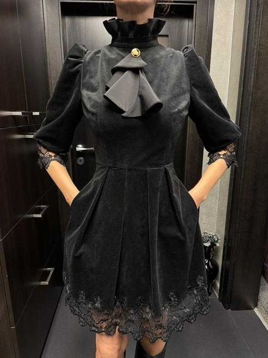 Дамска кадифена рокля