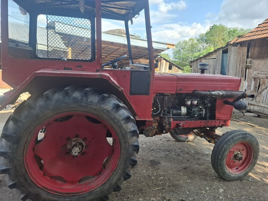 Vând Tractor U 650