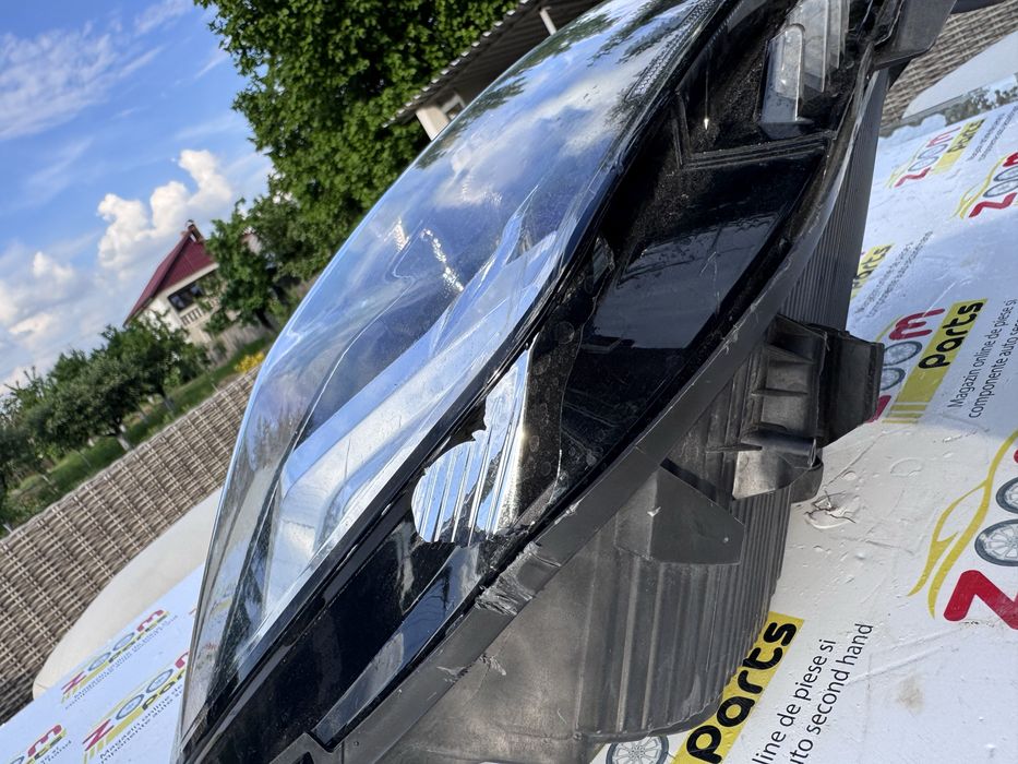 Far dreapta halogen Peugeot 208 2018-2024