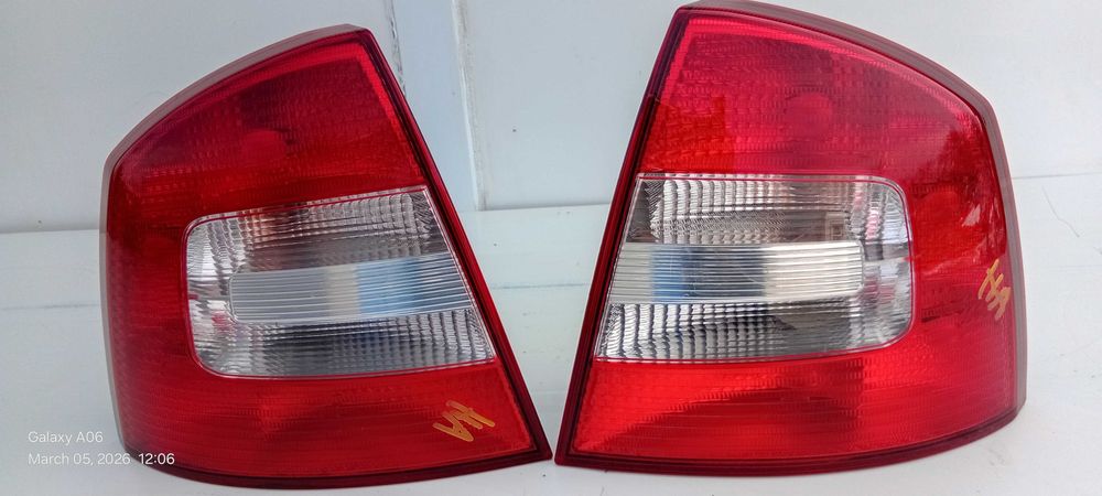 Stop Stanga Dreapta Skoda Octavia 2 Break FaceLift