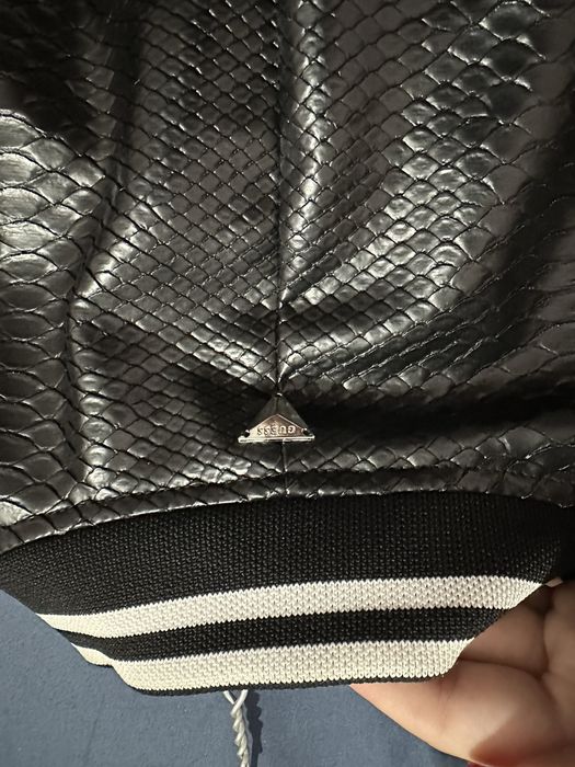 Кожено яке Guess