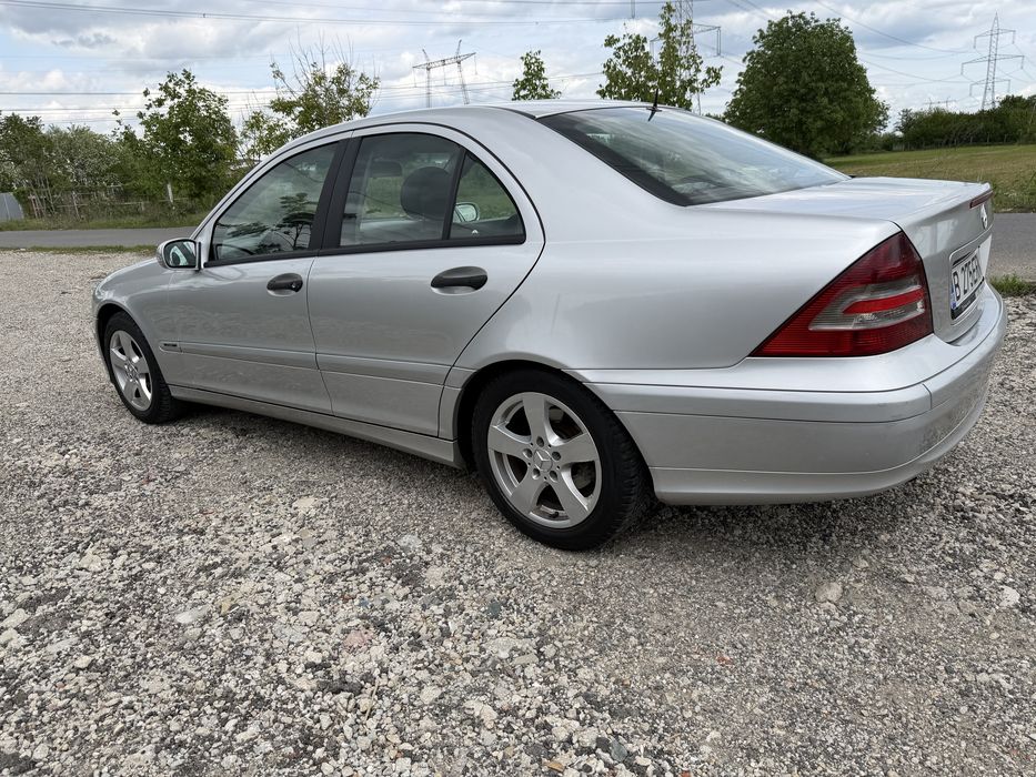 MERCEDES-BENZ E-Class 0 — imagine 2