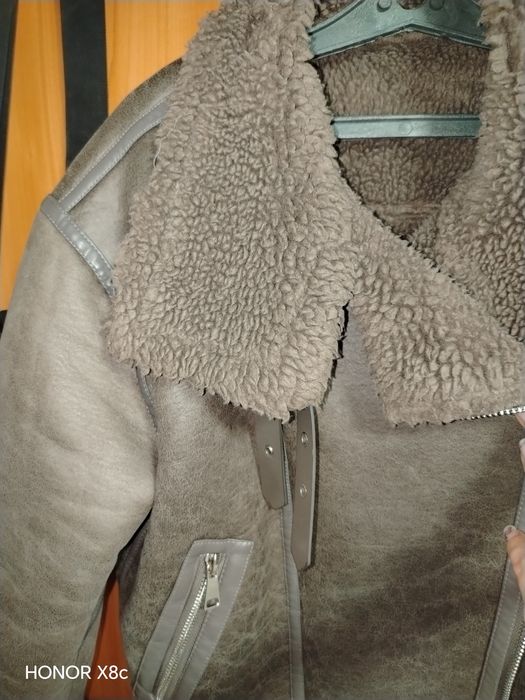 Продам дублёнку и парку зима