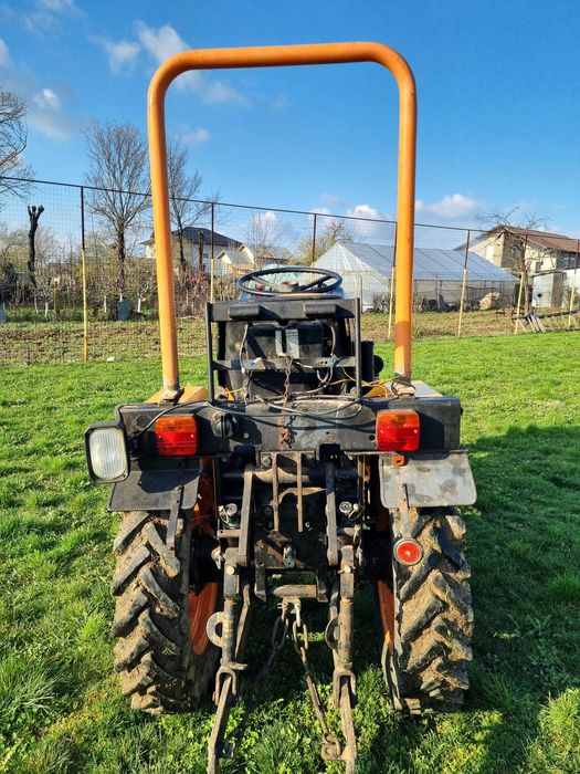 tractor Agria 4900