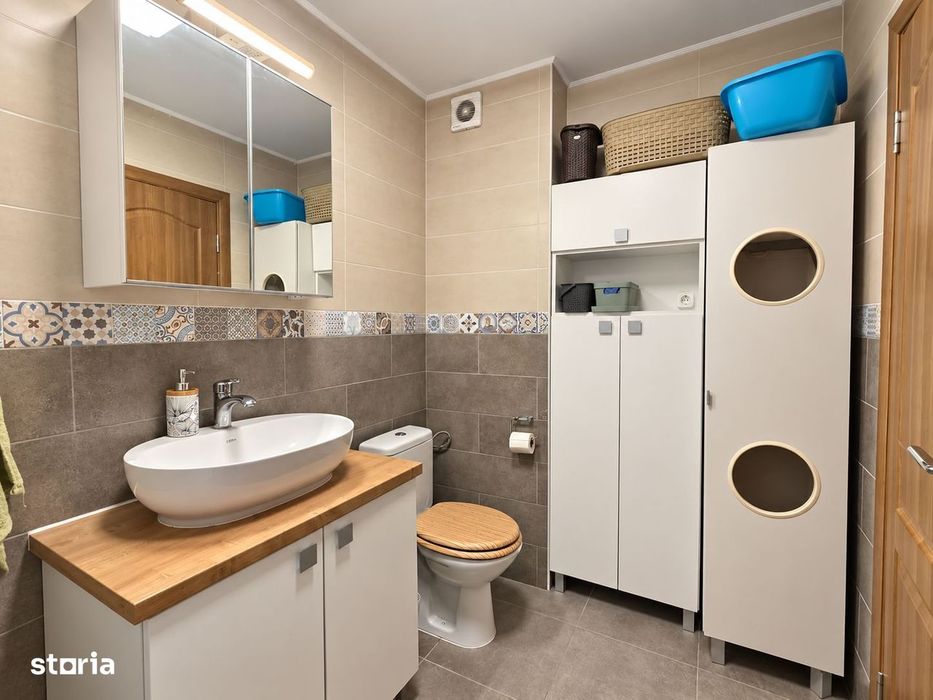 De vânzare apartament 3 camere zona Vivo