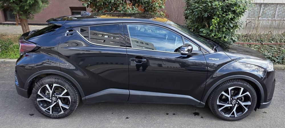 TOYOTA CHR hybrid - 2018