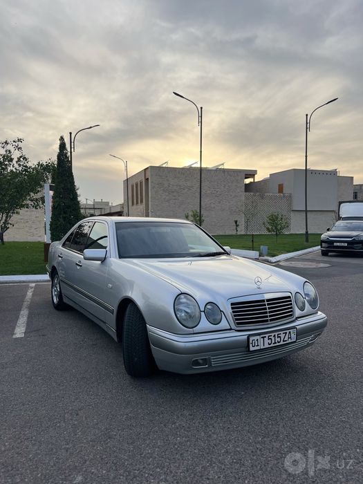 Mersedes 210 продается