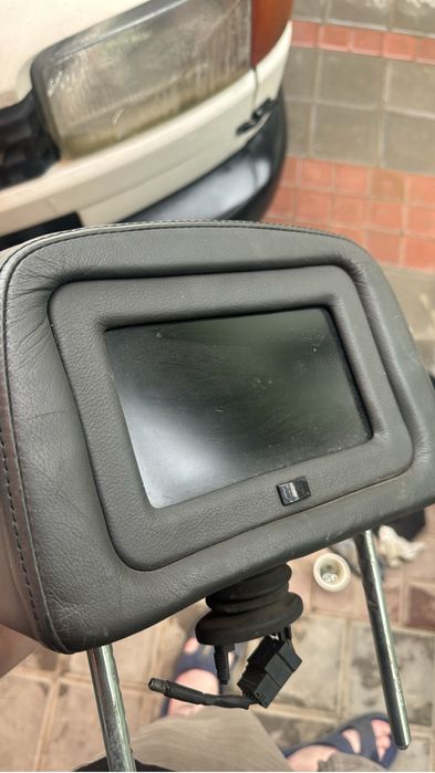 Подголовники для бмв и.т.д пара